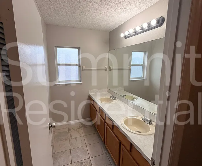 14417 Jasmine Glen Dr — Photo 11