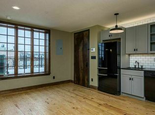 35 Newell St #2B, Brooklyn, NY 11222