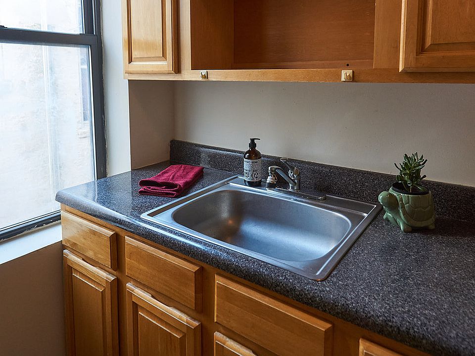 1st image of 24-35 Steinway St #15B