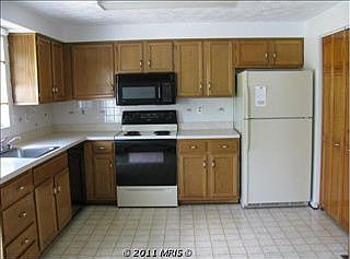 3rd image of 11821 Maren Ct