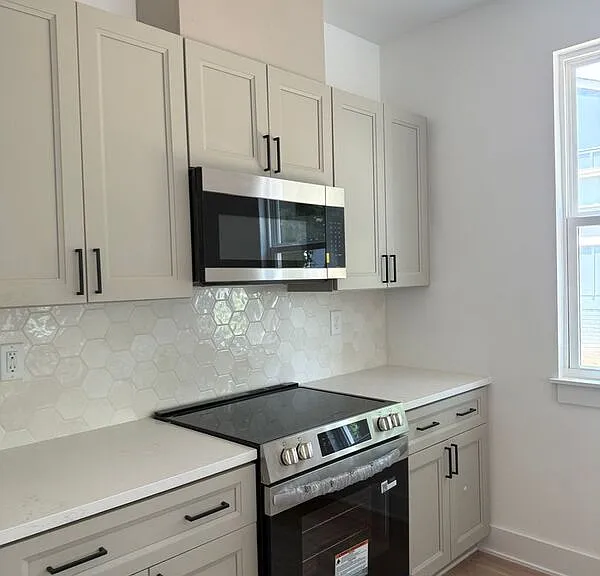 2710 Coronet Way — Photo 25