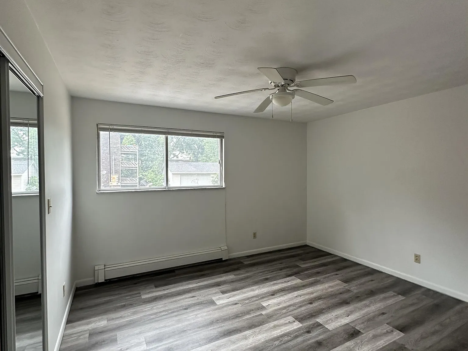 525 West Cook Street - 2 — Photo 1