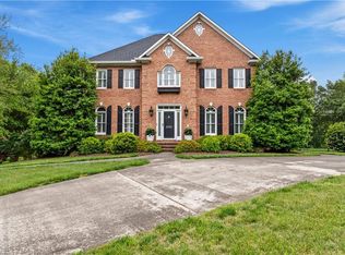 8365 Lismore St, Clemmons, NC 27012