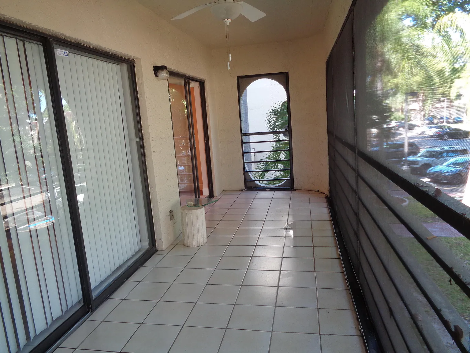 2 bed, 2.0 bath, 1276 sqft, $2,350 — Photo 3