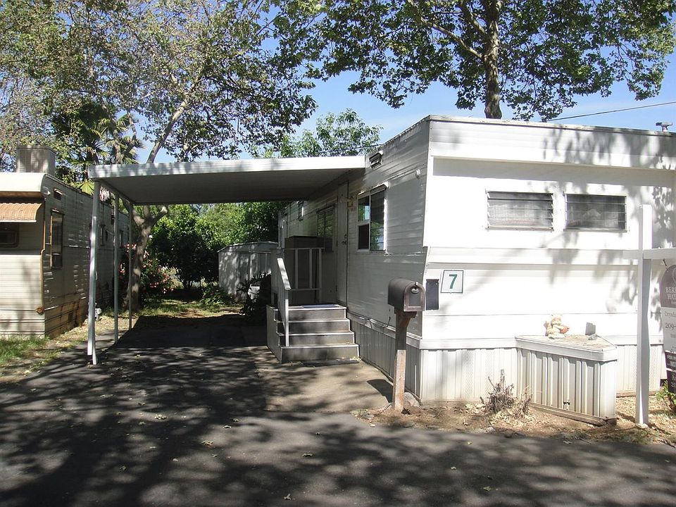 1st image of 621 E Lockeford St Spc 7