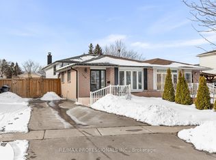 7656 Priory Cres, Mississauga, ON L4T3H5