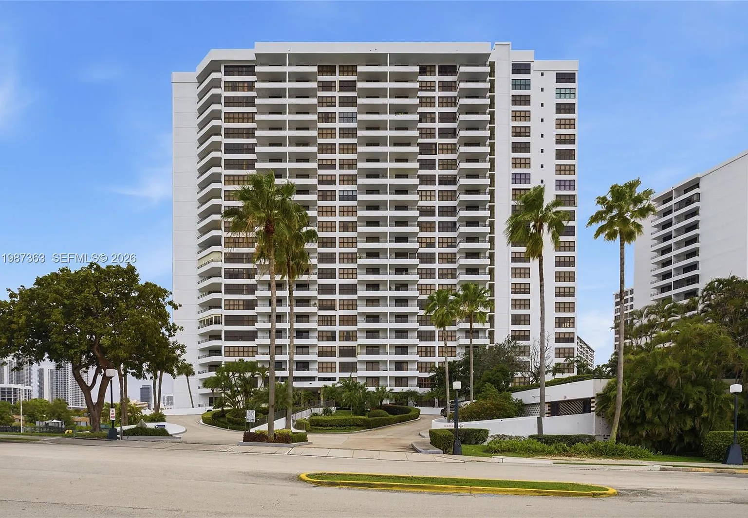 Olympus Condo Phase — Photo 1