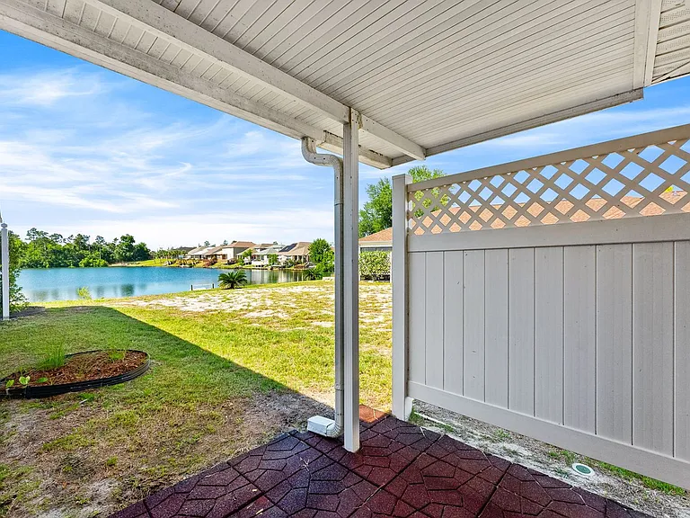 114 Lakeridge Dr — Photo 36