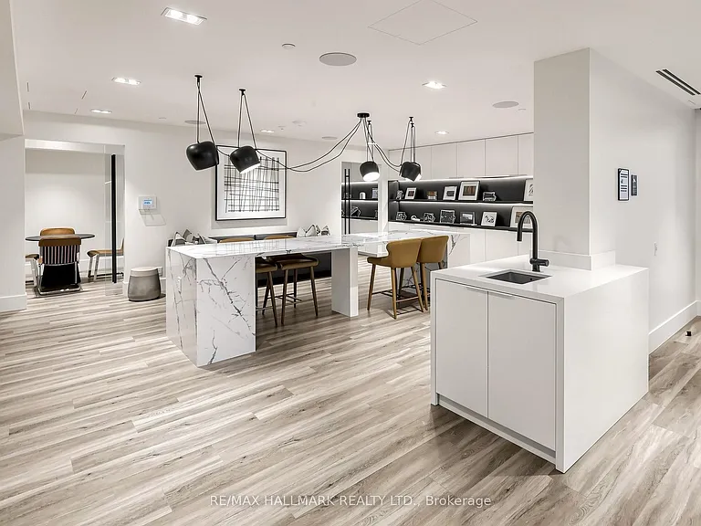 115 Denison Ave #1210 — Photo 31