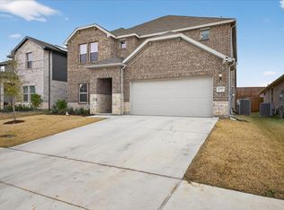 6717 Iron Oak Rd, Crowley, TX 76036