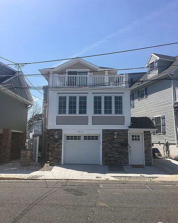 2nd image of 1905 Snyder Ave