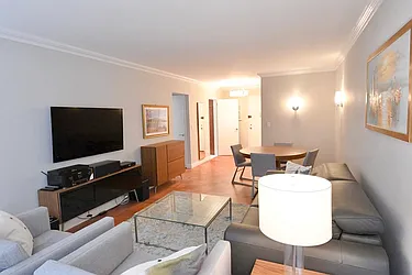 Rented by Nest Seekers International