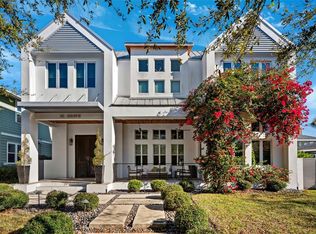 145 16th Ave NE, Saint Petersburg, FL 33704