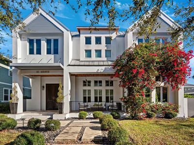 145 16th Ave NE, Saint Petersburg, FL, 33704