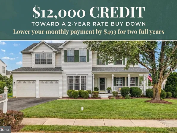 9195 Matthew Dr, Manassas Park, VA 20111
