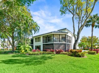 7533 Glendevon Lane #905, Delray Beach, FL 33446