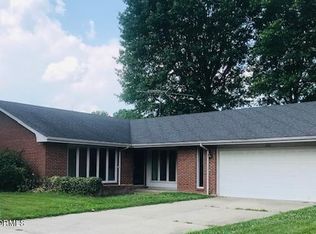 2733 Plymouth Dr, Bland, MO 65014