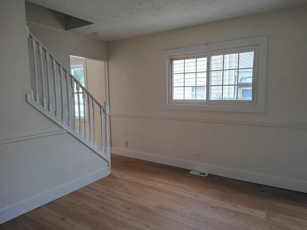 265 Plymouth Rd. Eastlake, OH 44095 — Photo 3