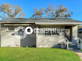 673 Paris Ave S, Saint Petersburg, FL 33701