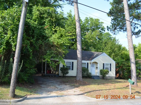 1038 Sylvian Dr, Macon, GA 31206