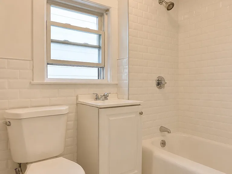 23 Mount Vernon St #2 — Photo 16