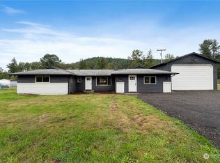 18612 Pioneer Way E, Orting, WA