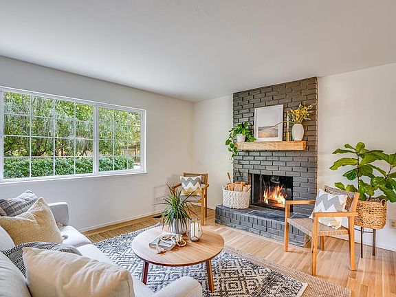 5th image of 802 Lockewood Ln