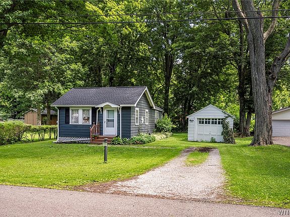 2nd image of 6983 Schuyler Dr