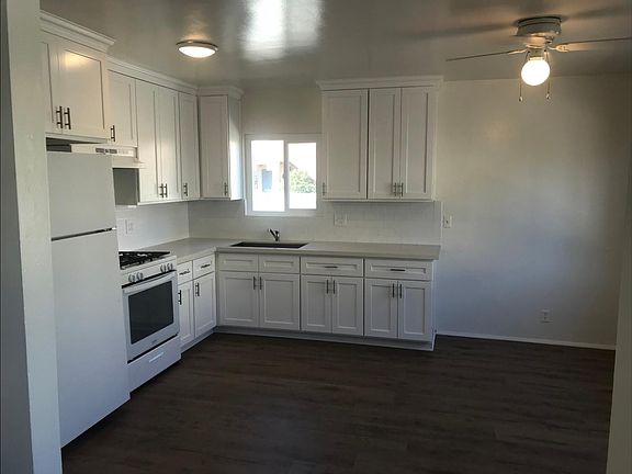 3rd image of 14133 Erwin St APT 6
