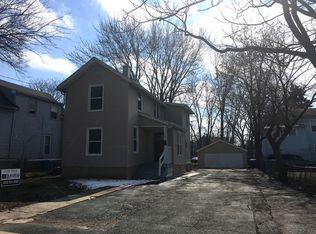 749 Spring St, Aurora, IL 60505