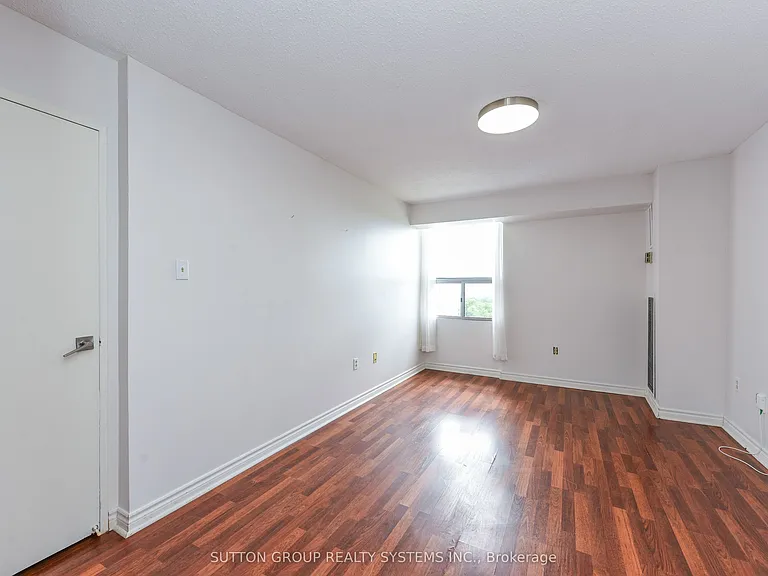 2055 Upper Middle Rd #705 — Photo 26