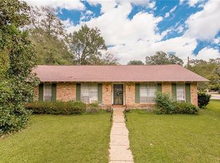 211 S Chestnut St, Hammond, LA 70403