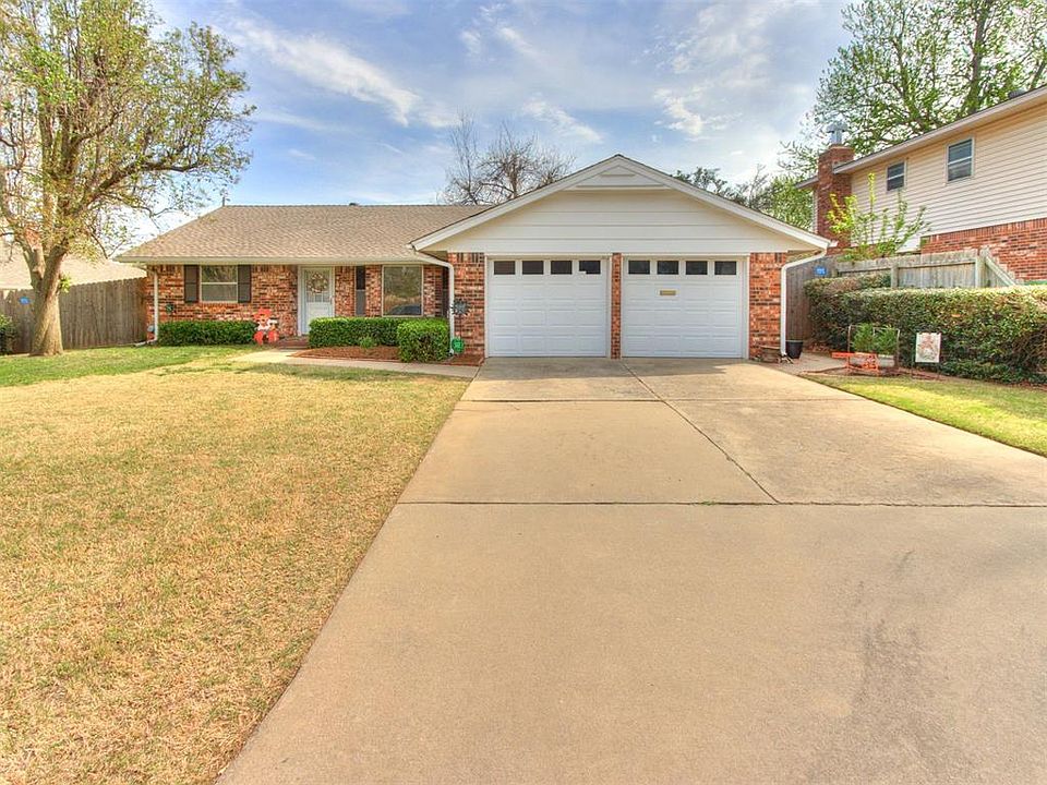 1st image of 406 Kingston Dr