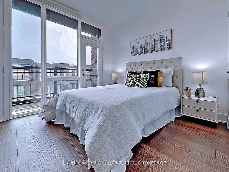 9 Cambray Rd — Photo 12
