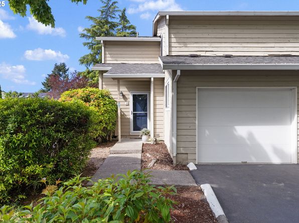 29460 SW Volley St APT 72, Wilsonville, OR 97070