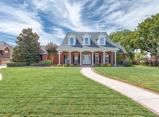 9207 W Parview Ct, Cedar Hill, TX 75104