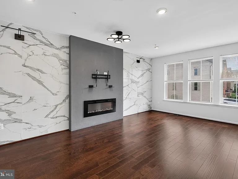 7906 Marietta Dr — Photo 9