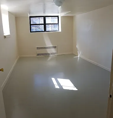 Rented by Smart NY Realty LLC | media 15