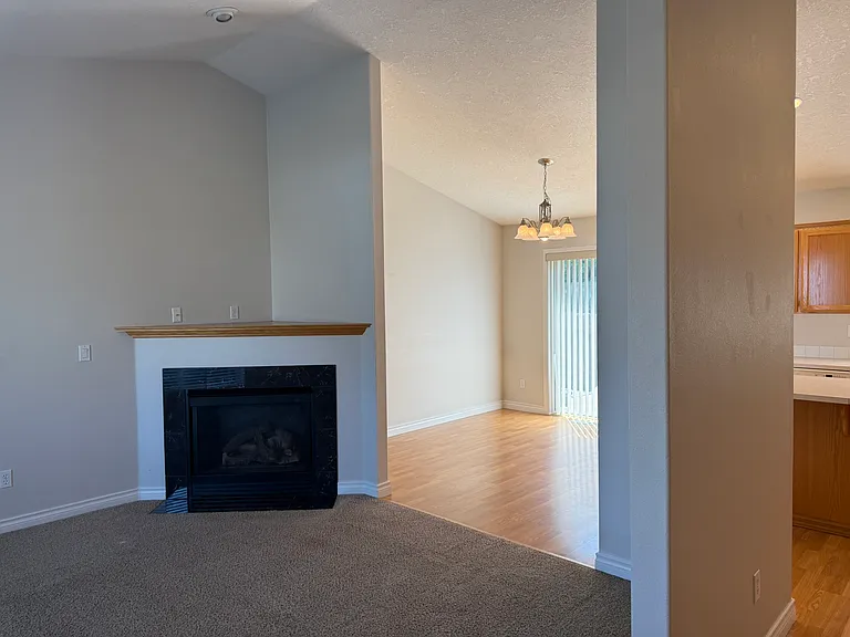 1356 Trent Ave N — Photo 6