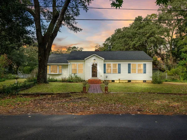 2128 Golfview Dr, Charleston, SC 29412