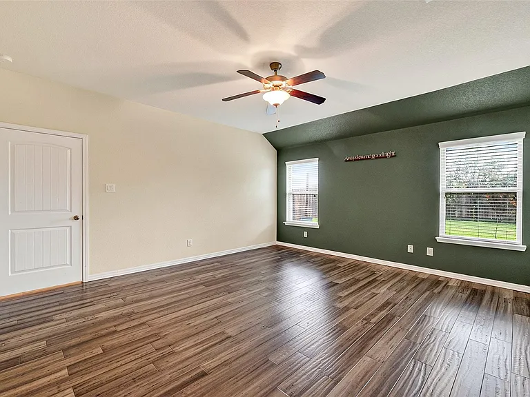 4631 Stolz Trl — Photo 34