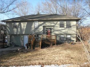 525 E 2nd St, Lawson, MO 64062