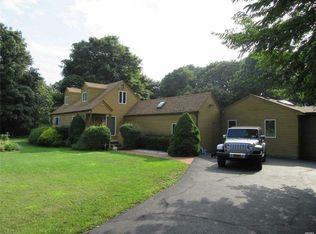 178 Woodacres Rd, East Patchogue, NY 11772