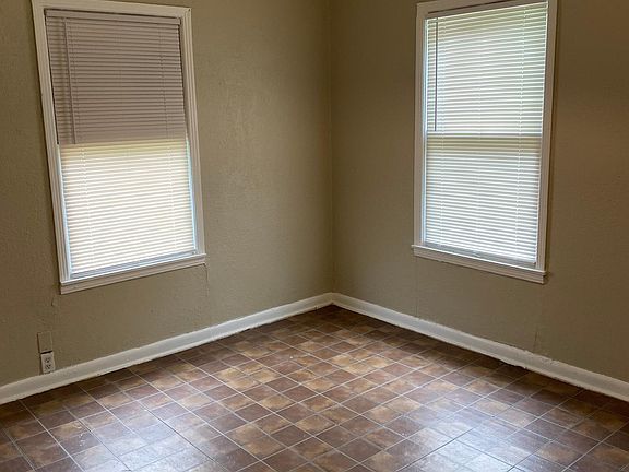 3rd image of 1654 18th St #B