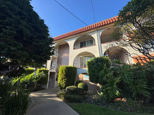2133 Santa Clara #321, Alameda, CA 94501