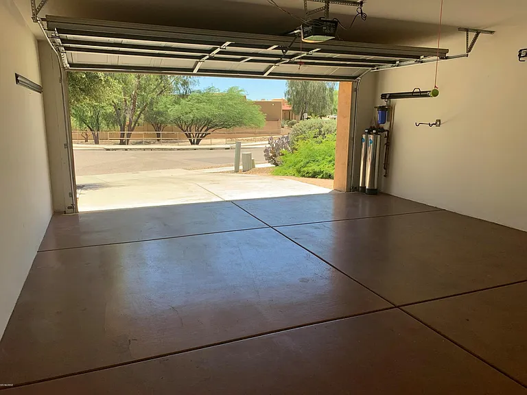 1323 N Golden Palomino Pl — Photo 16