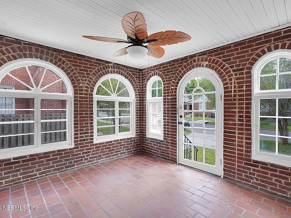 4th image of 2645 DELLWOOD Avenue