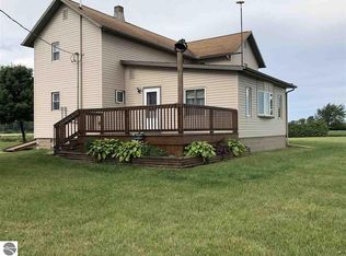 6838 E Millbrook Rd, Shepherd, MI 48883