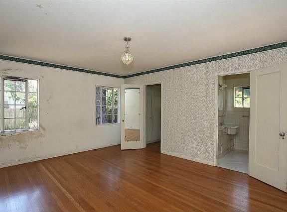 5th image of 1486 Dana Ave