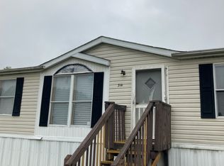 314 Old Stable Ln, Laurens, SC 29360